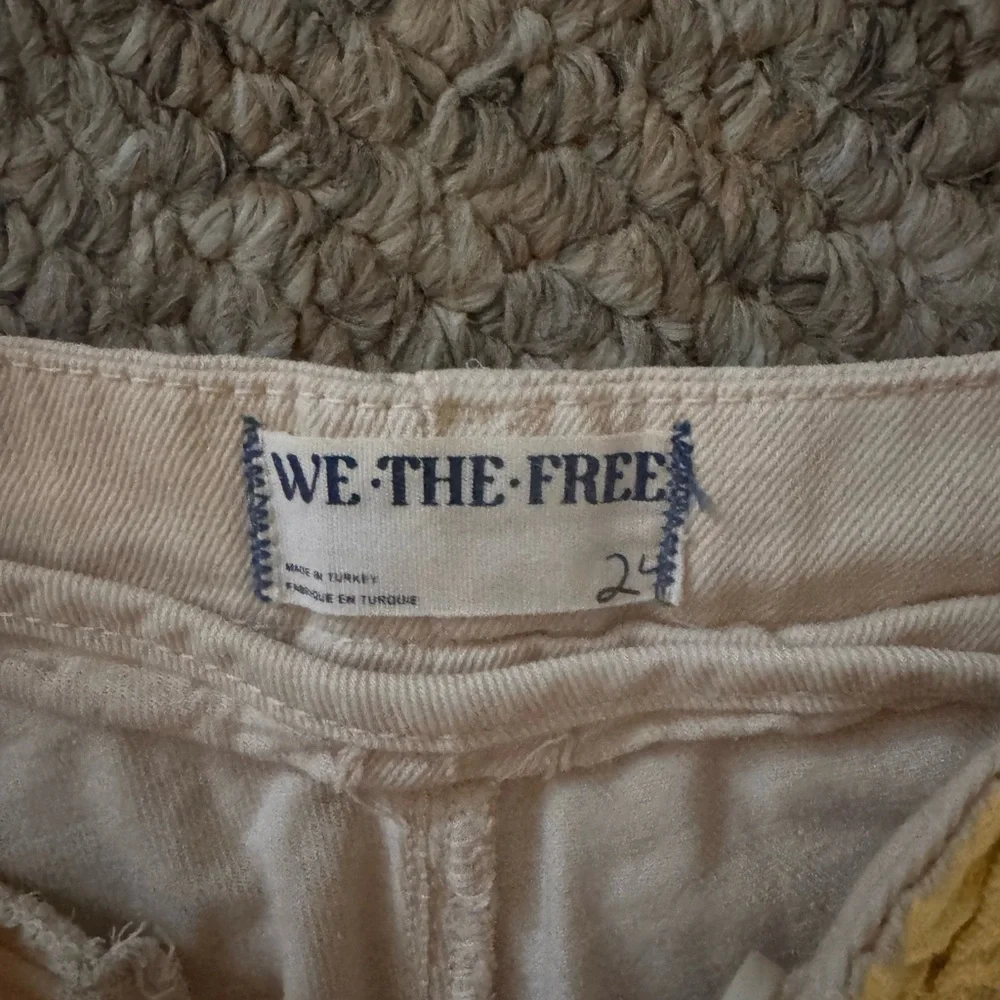 We The Free  Cream Cargo Style - Picture 5 of 9